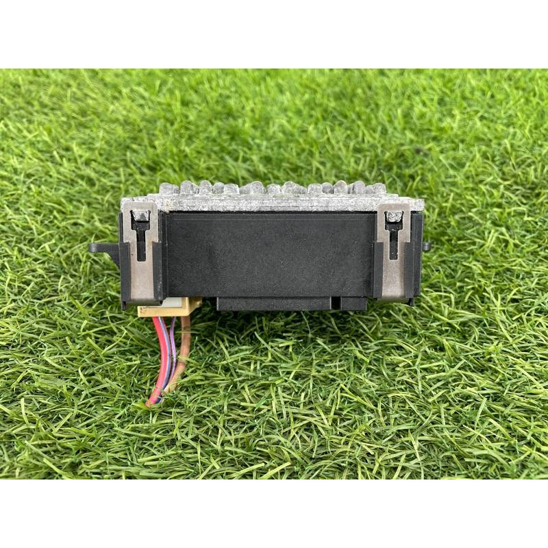 Резистор печки (отопление и кондиционирование) Audi Q5 8R 2012 3.2 CALB 8K0820521B