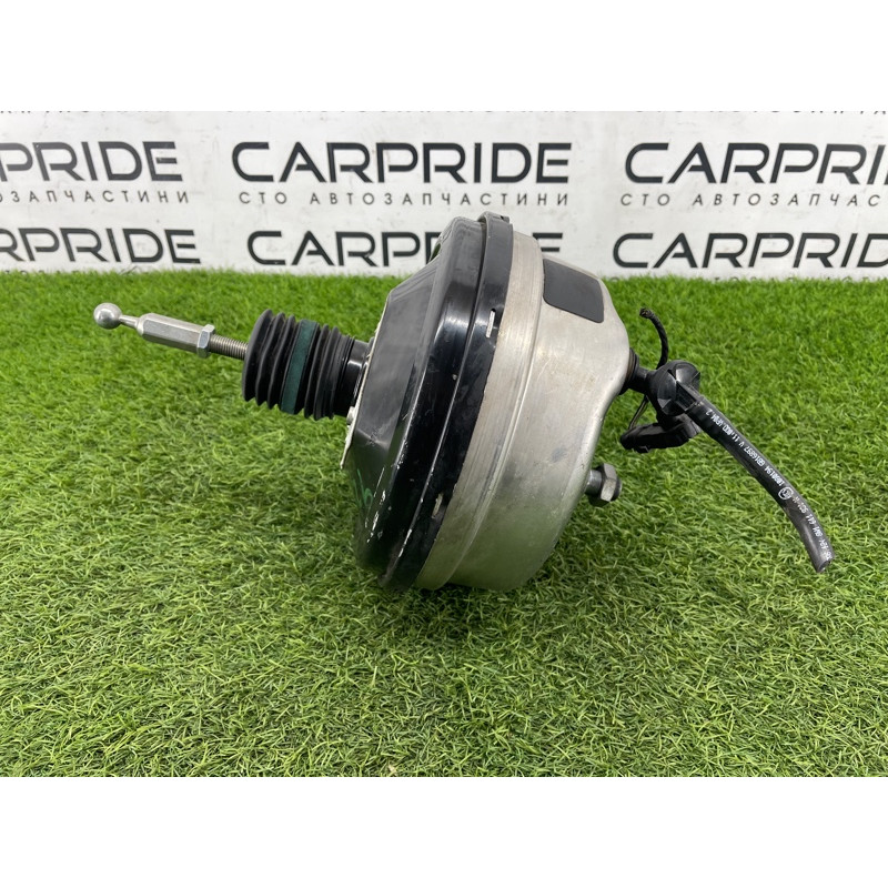 Вакуумный усилитель тормозов (тормозная система) AUDI A4 B9 2017 2.0L 8W0612107