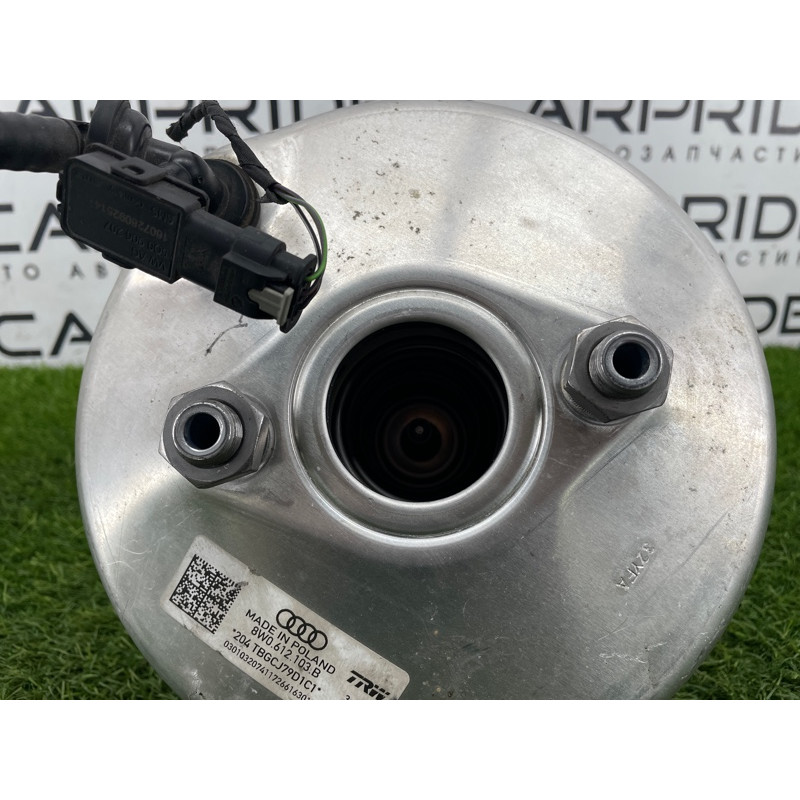 Вакуумный усилитель тормозов (тормозная система) AUDI A4 B9 2017 2.0L 8W0612107