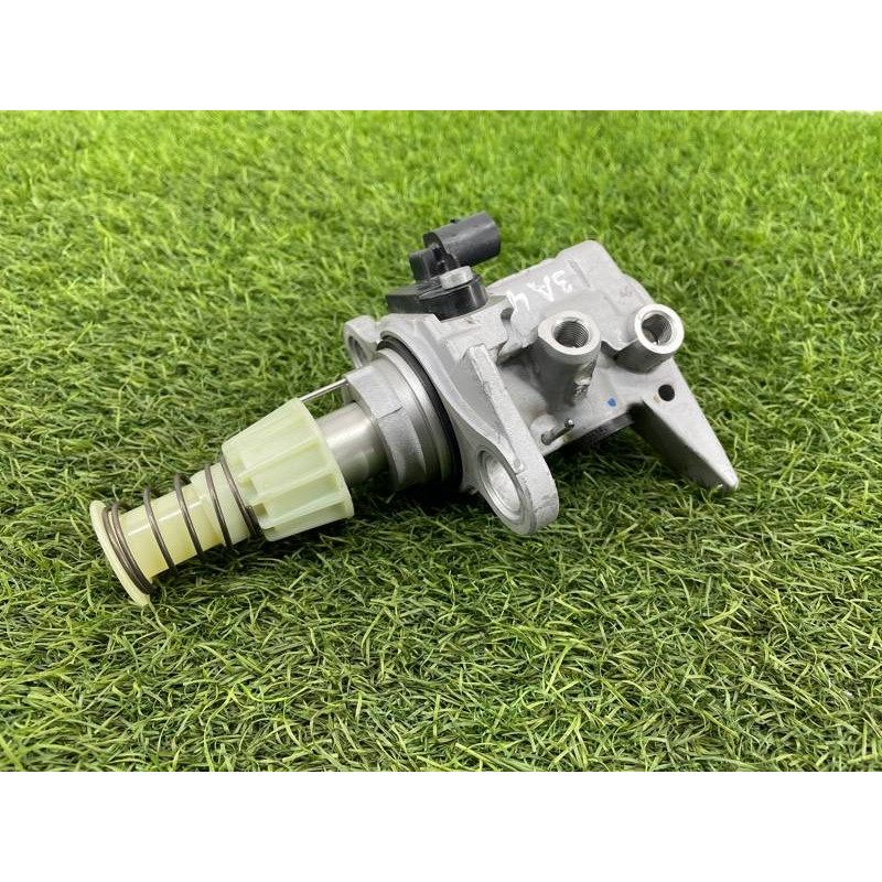 Главный тормозной цилиндр (тормозная система) AUDI A4 B9 2017 2.0L 8W0611021