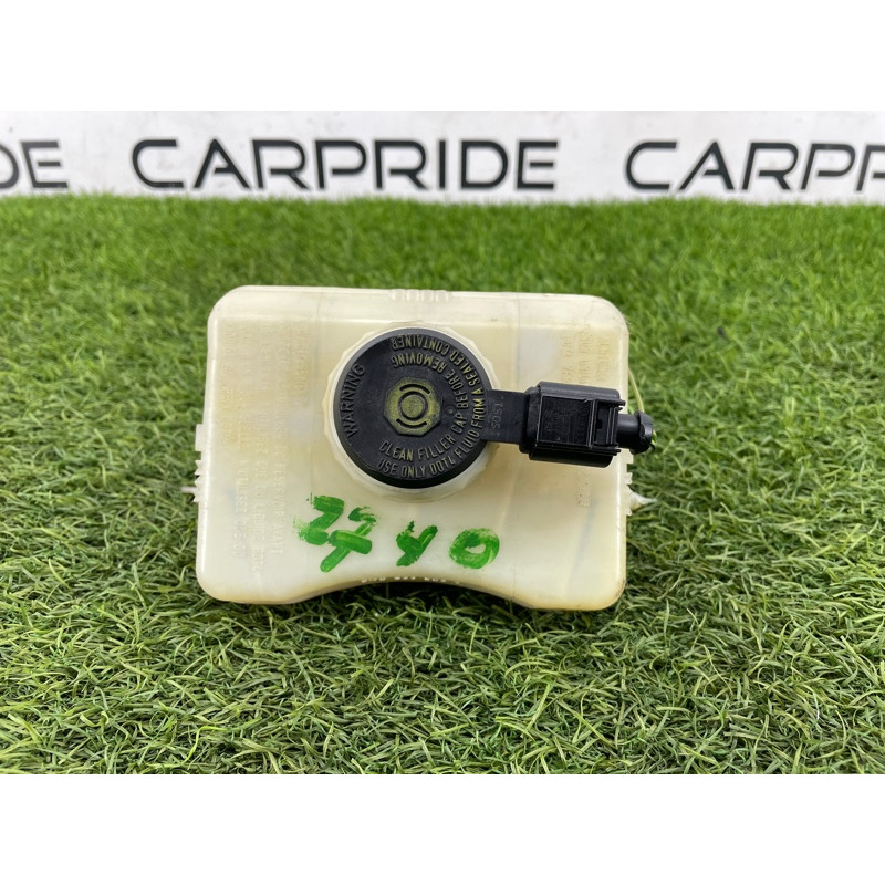 Бачок тормозной жидкости (тормозная система) Audi Q5 8R 2012 3.2 CALB 8K0611301A