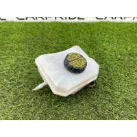 Бачок тормозной жидкости