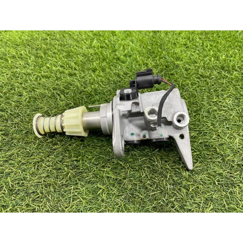 Головний гальмівний циліндр (гальмівна система) Audi A5 F5 2019 2.0 TFSI 8W0611021