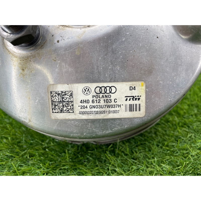 Вакуумний підсилювач гальм (гальмівна система) AUDI A8 D4 2011 4,2 8T0612107