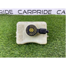 Бачок тормозной жидкости