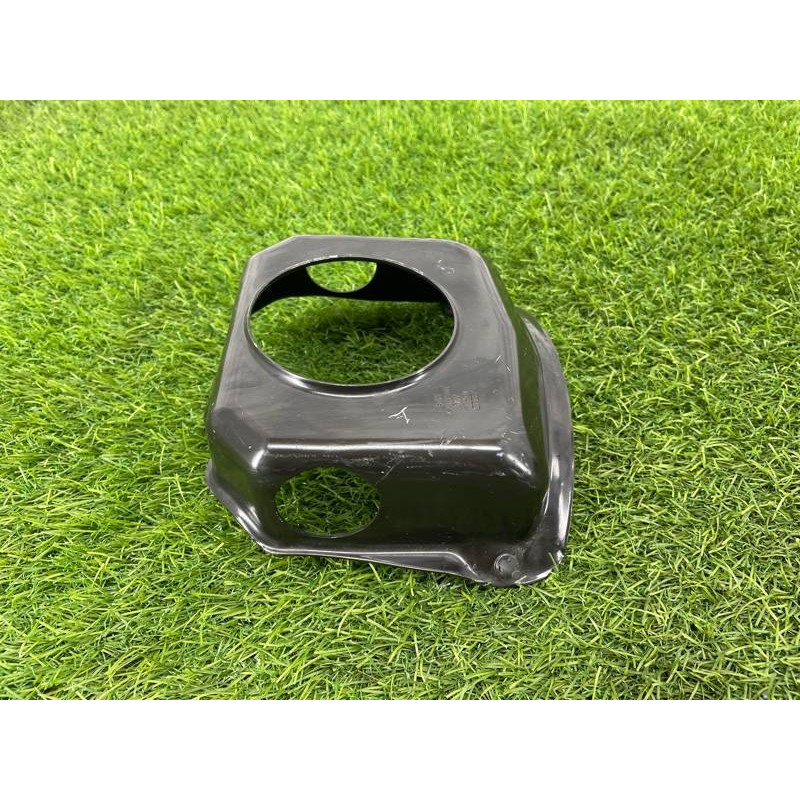 Защита бачка тормозной жидкости (тормозная система) AUDI A4 B9 2017 2.0L 8W0611367