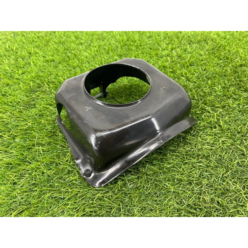 Защита бачка тормозной жидкости (тормозная система) AUDI A4 B9 2017 2.0L 8W0611367