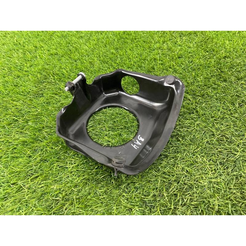 Защита бачка тормозной жидкости (тормозная система) AUDI A4 B9 2017 2.0L 8W0611367