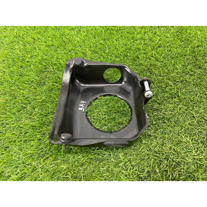 Защита бачка тормозной жидкости (тормозная система) AUDI A4 B9 2017 2.0L 8W0611367