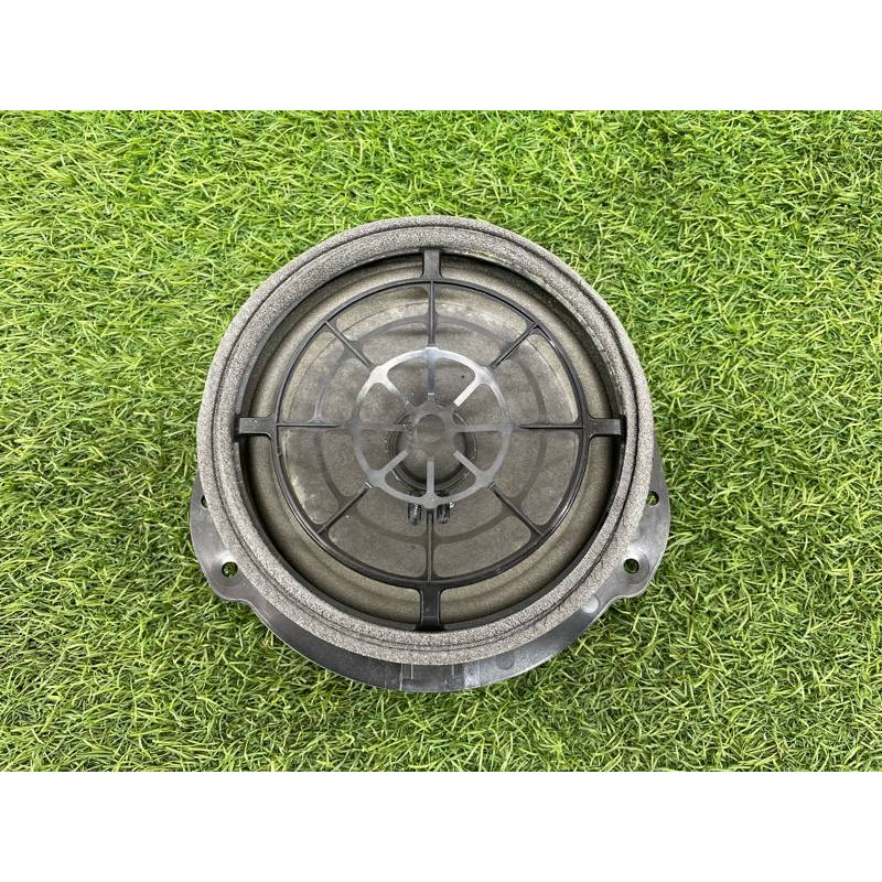 Динамик (электрика) AUDI A4 B9 2017 2.0L 8W5035411