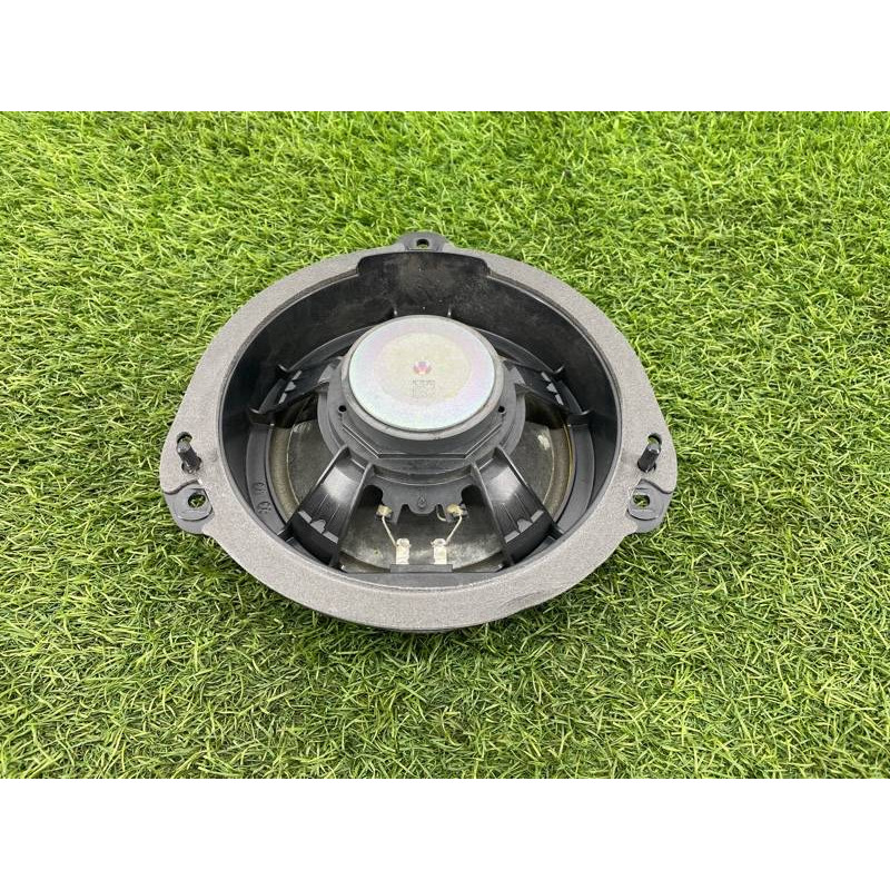 Динамик (электрика) AUDI A4 B9 2017 2.0L 8W5035411