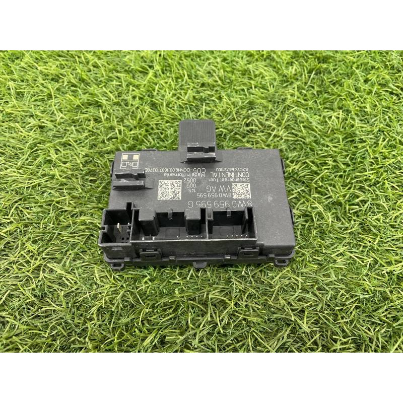 Блок управления дверьми (электрика / блок управления) AUDI A4 B9 2017 2.0L 8W0959595G