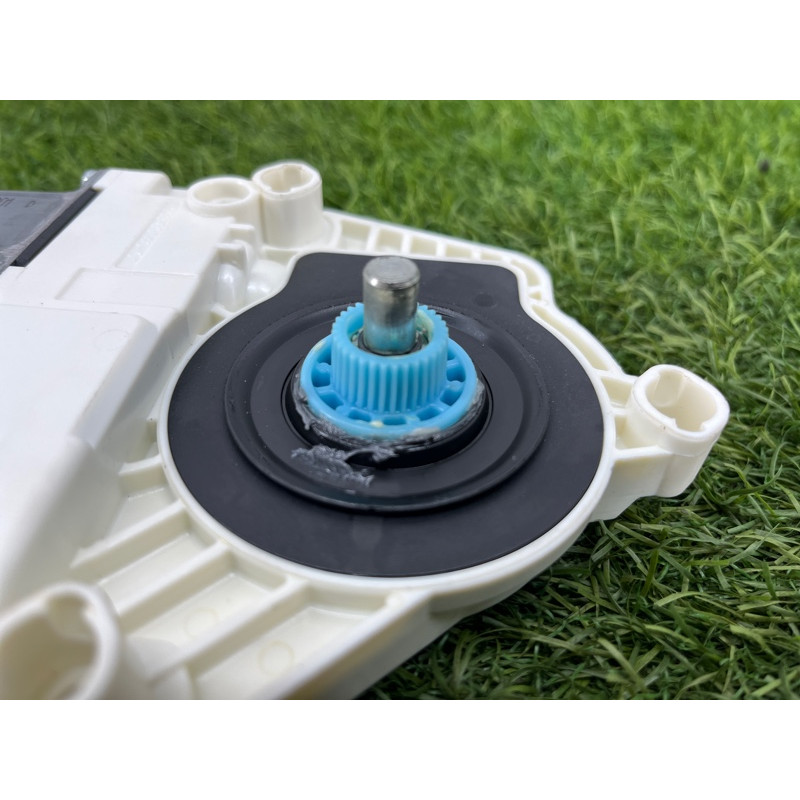 Мотор стеклоподъемника (электрика) Audi Q5 8R 2012 3.2 CALB 8K0959812A