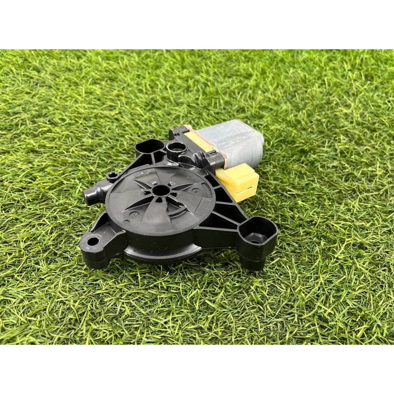 Мотор стеклоподъемника (электрика) AUDI A4 B9 2017 2.0L 8W0959812