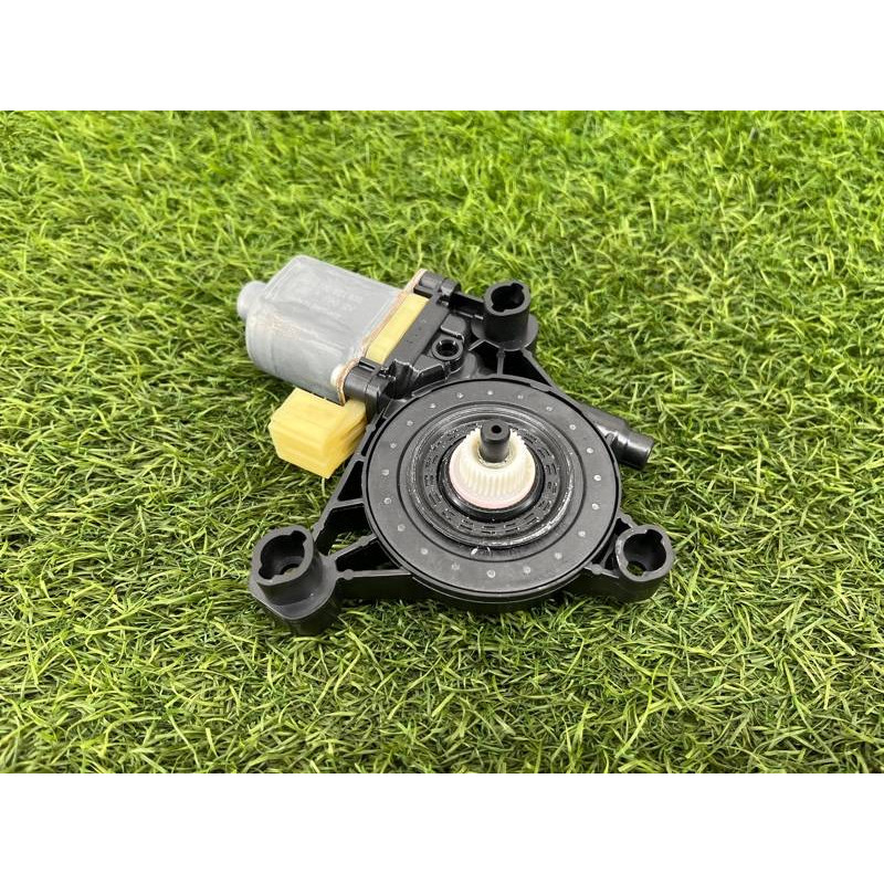 Мотор стеклоподъемника (электрика) AUDI A4 B9 2017 2.0L 8W0959812