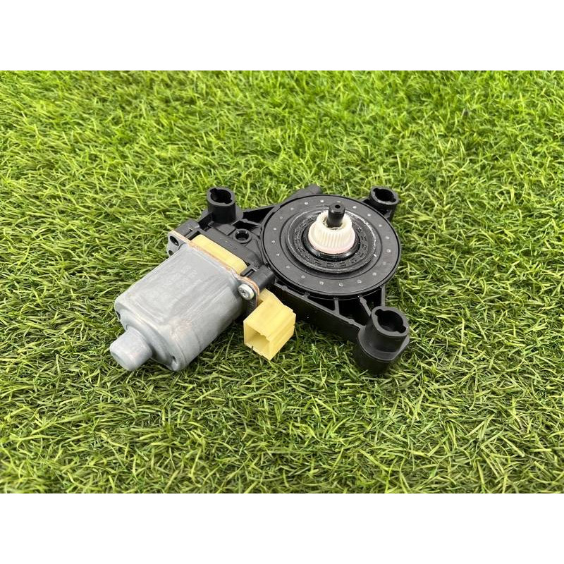 Мотор стеклоподъемника (электрика) AUDI A4 B9 2017 2.0L 8W0959812