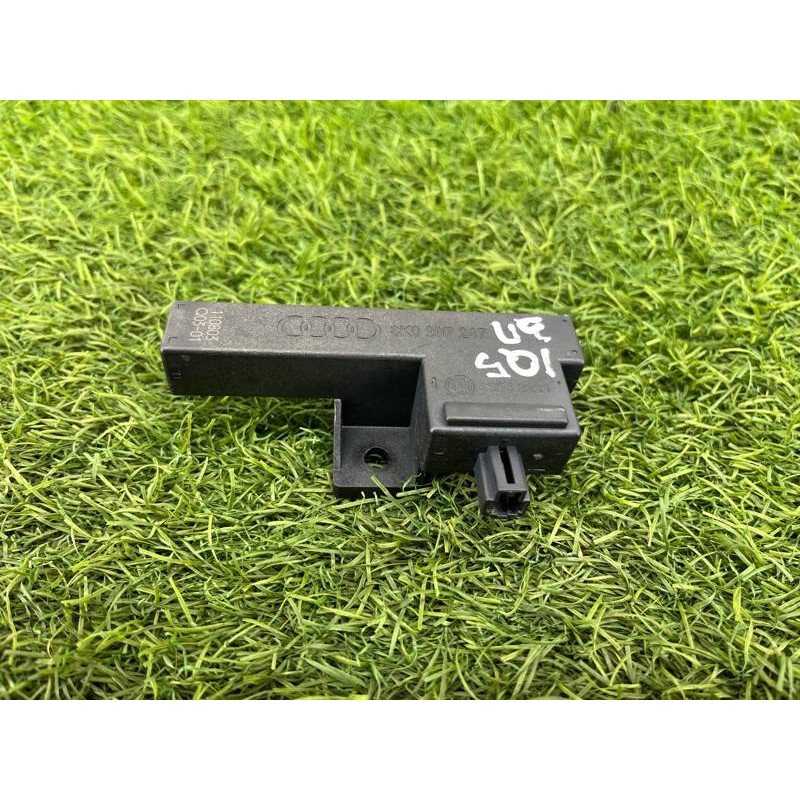 Антенна бесключевого доступа (электрика) Audi Q5 8R 2012 3.2 CALB 8k0907247