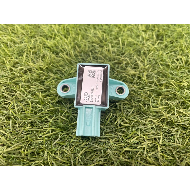 Датчик удара (электрика / датчики) Audi Q5 8R 2012 3.2 CALB 8K0955557C