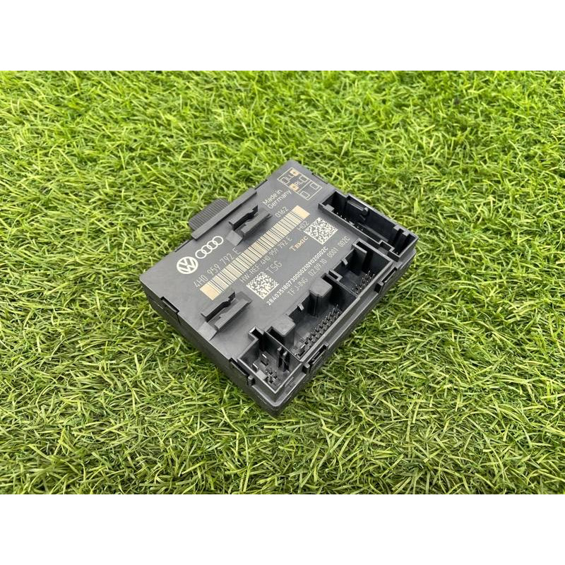 Блок управления дверьми (электрика / блок управления) AUDI A8 D4 2011 4,2 4H0959792E