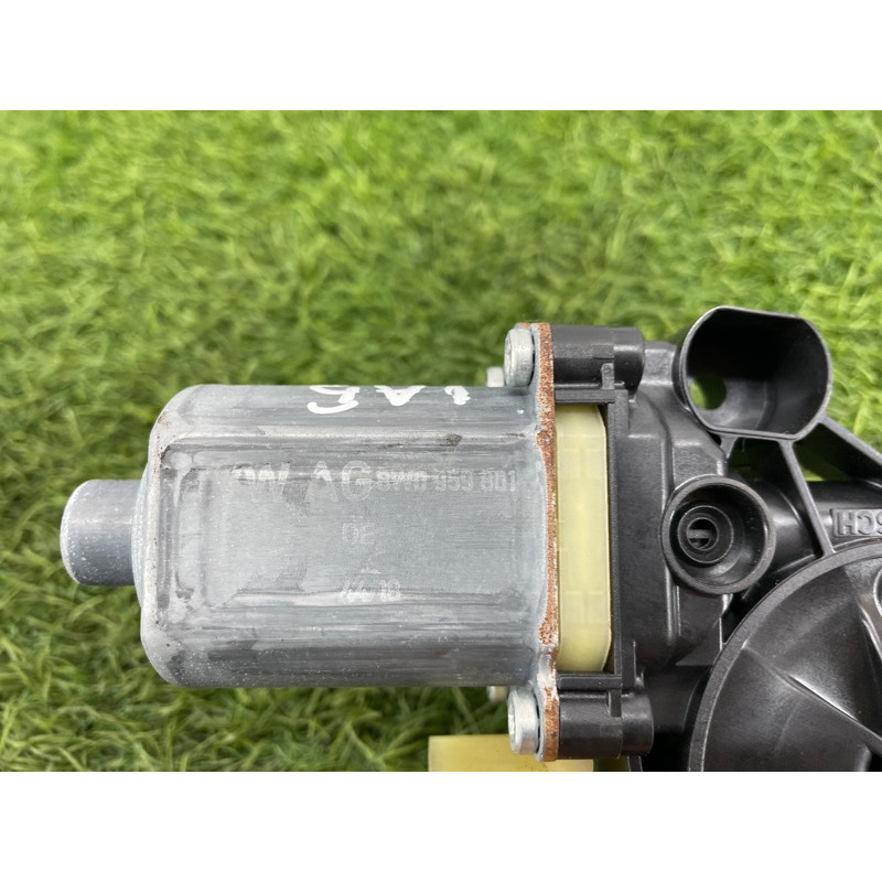 Мотор стеклоподъемника (электрика) Audi A5 F5 2019 2.0 TFSI 8W0959801