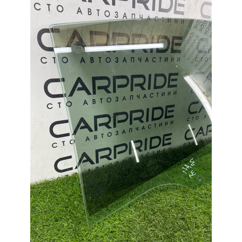 Стекло (кузов и элементы) AUDI A4 B9 2017 2.0L 8W5845205