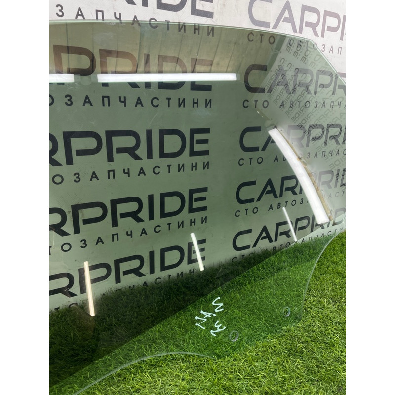 Стекло (кузов и элементы) AUDI A4 B9 2017 2.0L 8W5845205