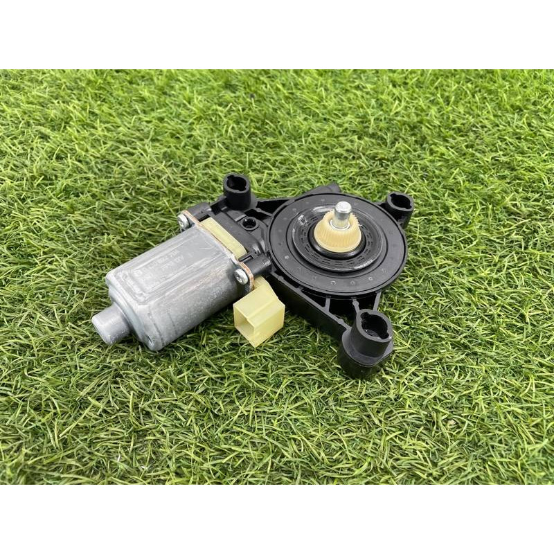 Мотор склопідйомника (електрика) Audi A5 F5 2019 2.0 TFSI 8W0959802