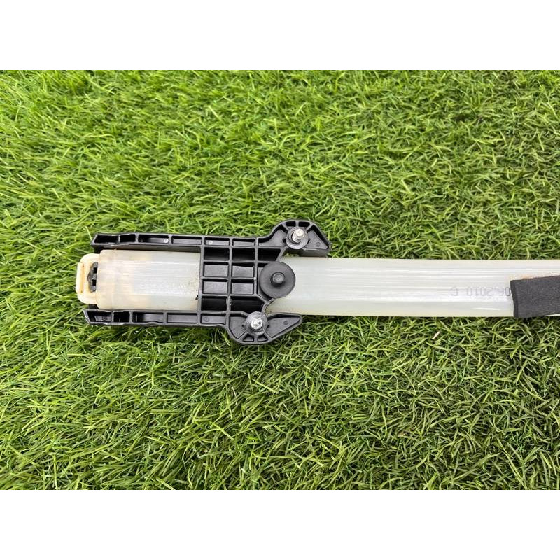 Привод солнцезащитной шторки (электрика) AUDI A8 D4 2011 4,2 4H0861963