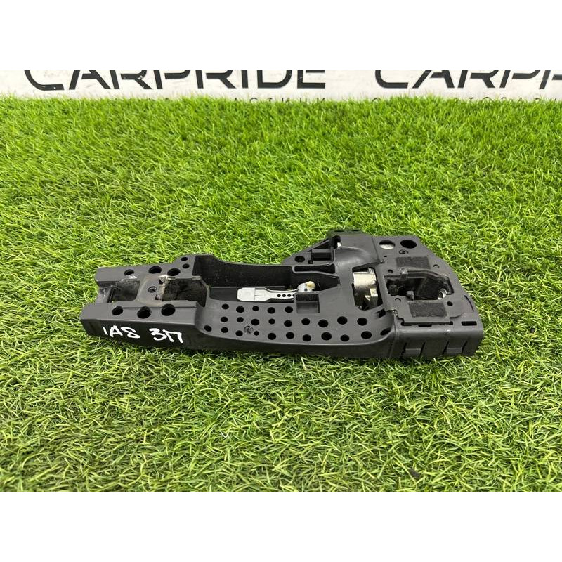 Кронштейн ручки двери (кузов и элементы) AUDI A8 D4 2011 4,2 4h0837886