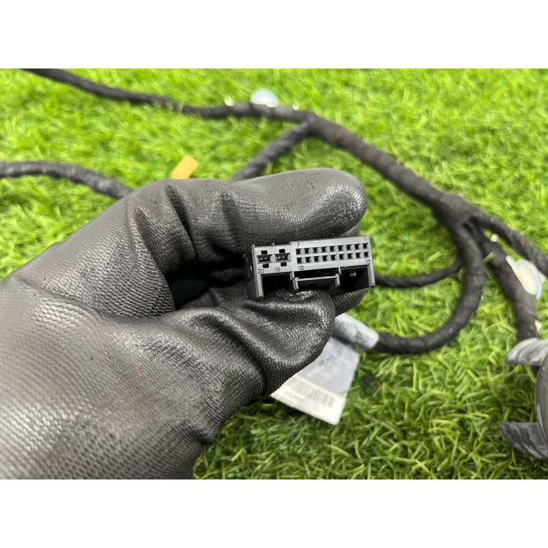 Проводка дверная (электрика) Audi Q5 8R 2012 3.2 CALB 8R0971688A