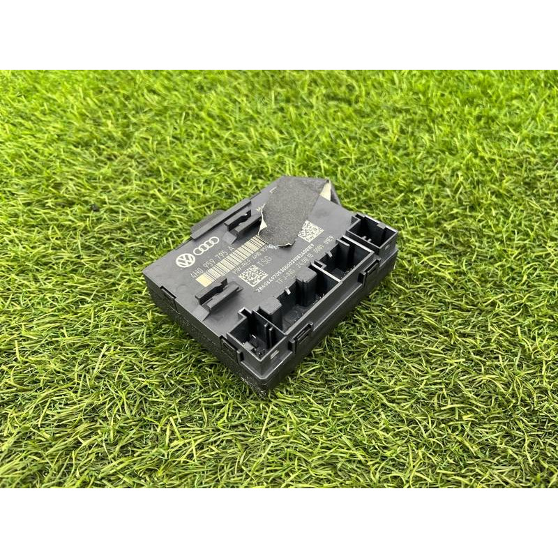 Блок управления дверьми (электрика / блок управления) AUDI A8 D4 2011 4,2 4H0959795A