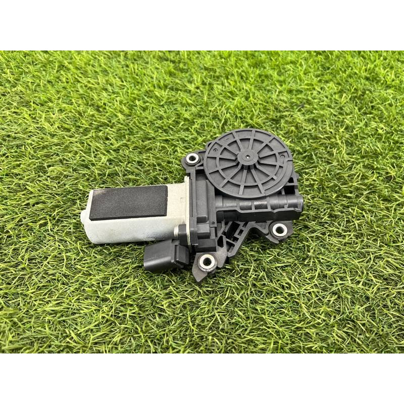 Мотор замка двери (электрика) AUDI A8 D4 2011 4,2 4F0837060