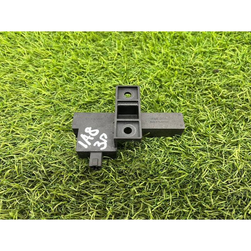 Антенна бесключевого доступа (электрика) AUDI A8 D4 2011 4,2 8K0907247