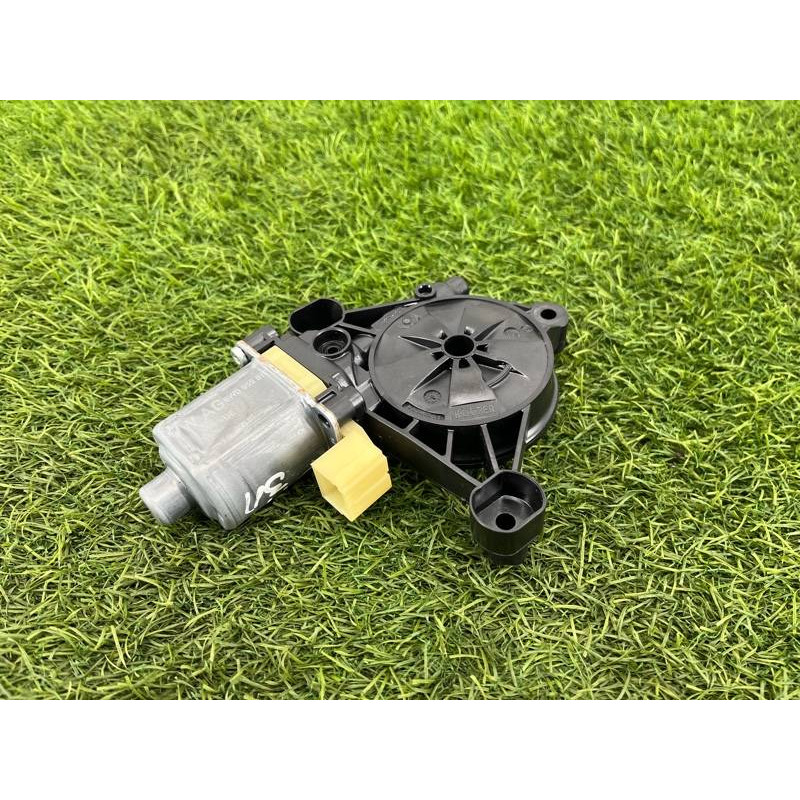 Мотор стеклоподъемника (электрика) AUDI A4 B9 2017 2.0L 8W0959811