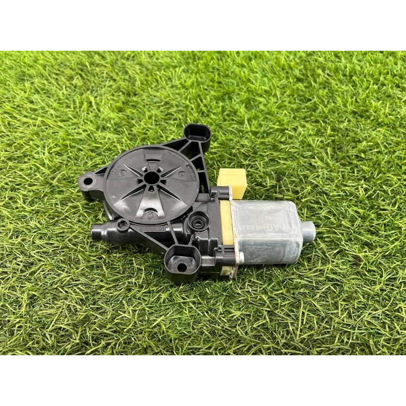 Мотор стеклоподъемника (электрика) AUDI A4 B9 2017 2.0L 8W0959811