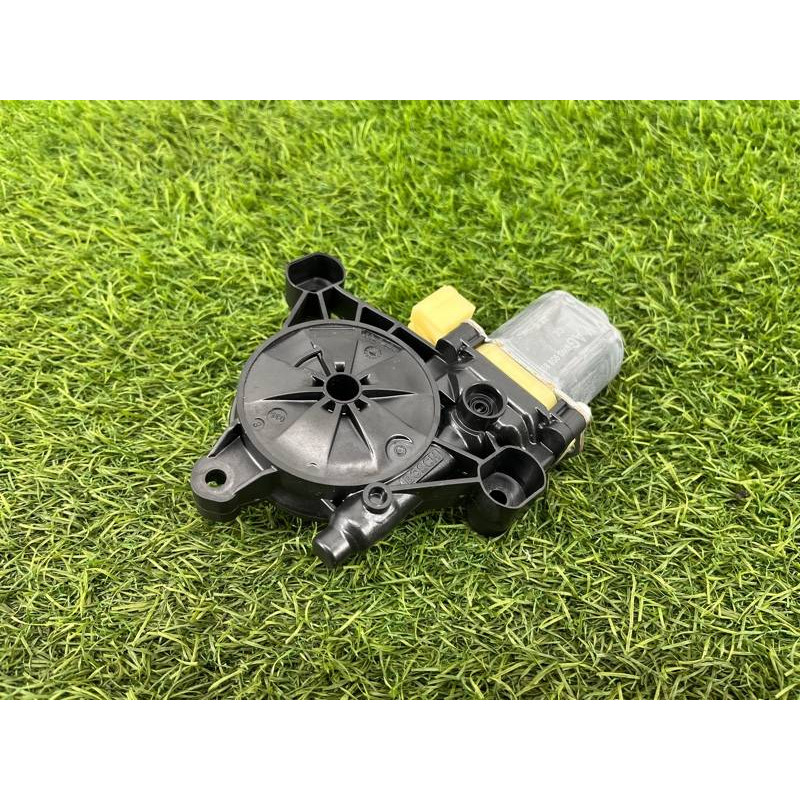 Мотор стеклоподъемника (электрика) AUDI A4 B9 2017 2.0L 8W0959811