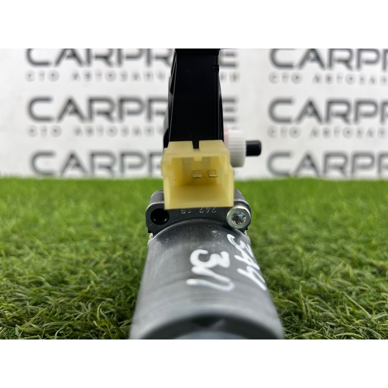 Мотор стеклоподъемника (электрика) AUDI A4 B9 2017 2.0L 8W0959811