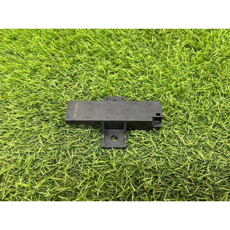 Антенна бесключевого доступа (электрика) AUDI A4 B9 2017 2.0L 4M0907247