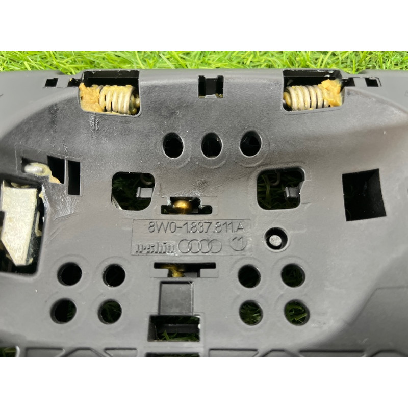 Кронштейн ручки двери (кузов и элементы) AUDI A4 B9 2017 2.0L 8W0837811A