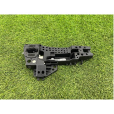 Кронштейн ручки двери