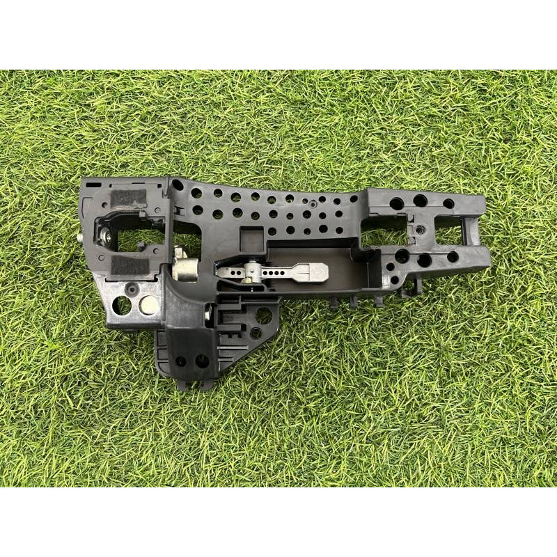 Кронштейн ручки двери (кузов и элементы) AUDI A8 D4 2011 4,2 4H0837886