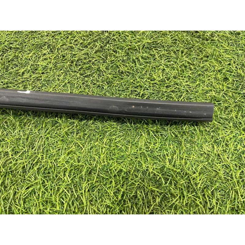 Уплотнитель стекла двери (кузов и элементы) Audi A5 F5 2019 2.0 TFSI 8W8837479A