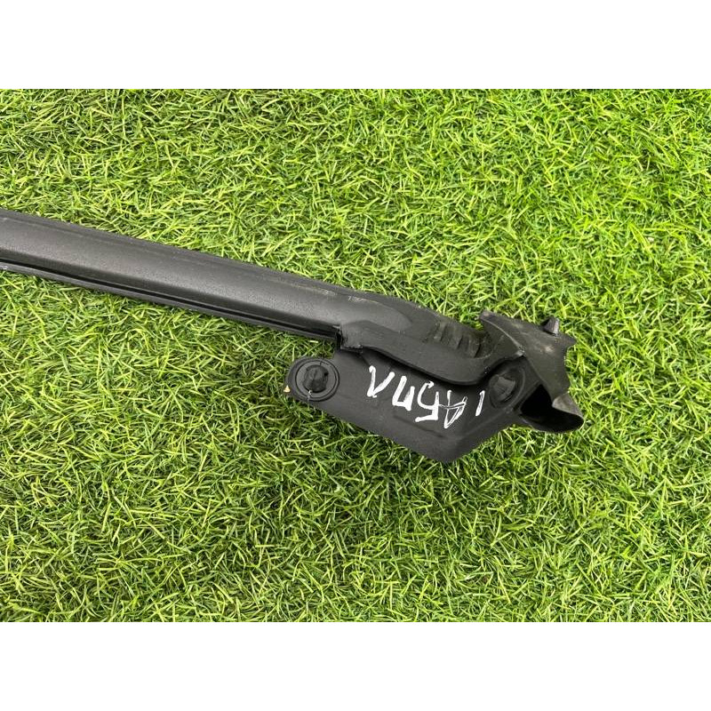 Уплотнитель стекла двери (кузов и элементы) Audi A5 F5 2019 2.0 TFSI 8W8837479A