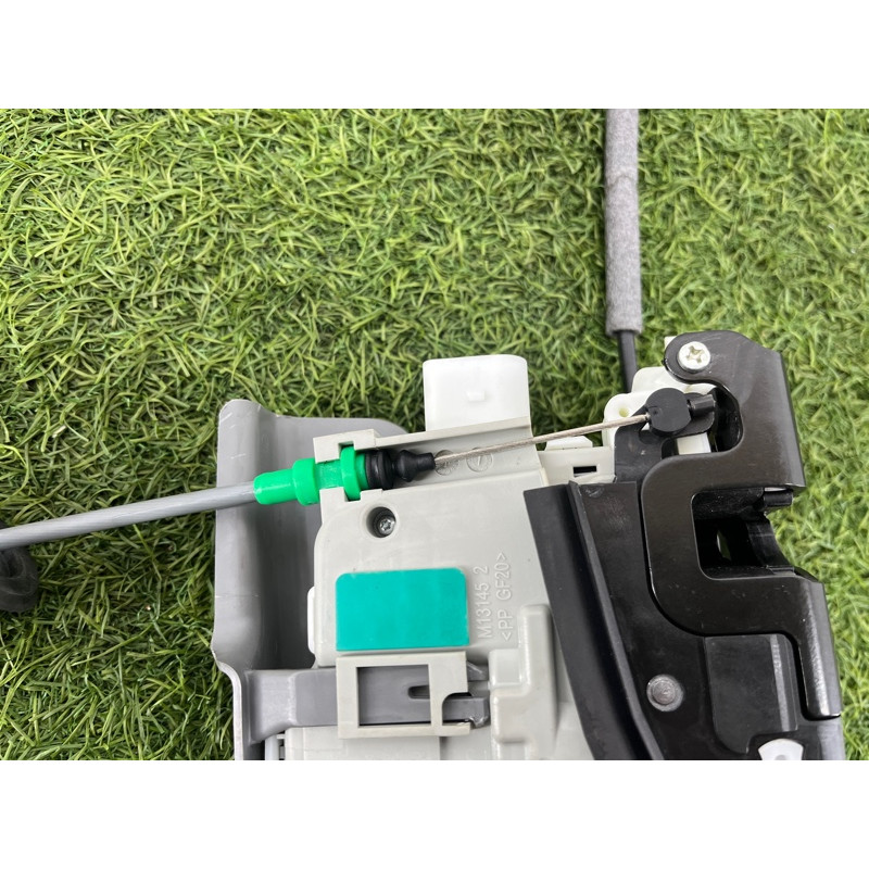 Замок дверей (кузов і елементи) Audi A5 F5 2019 2.0 TFSI 8X1837015C