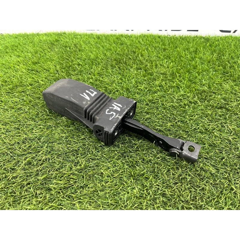 Ограничитель двери (кузов и элементы) Audi A5 F5 2019 2.0 TFSI 8W8837249