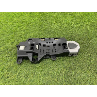 Кронштейн ручки дверей