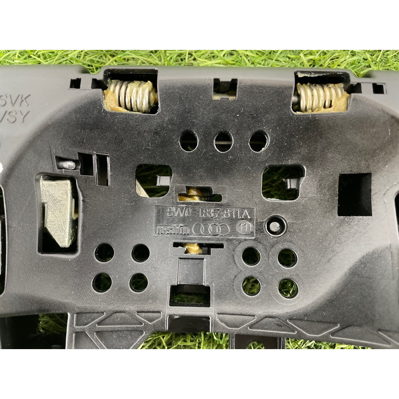 Кронштейн ручки двери (кузов и элементы) Audi A5 F5 2019 2.0 TFSI 8W1837811A