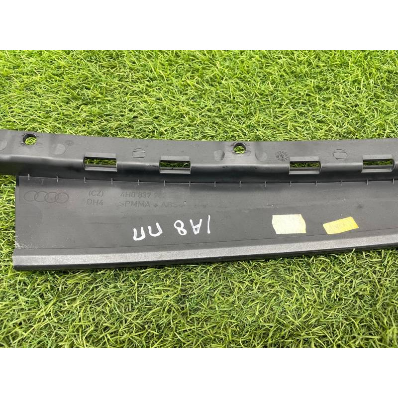 Накладка двери боковая (кузов и элементы) AUDI A8 D4 2011 4,2 4H0837902B5FQ