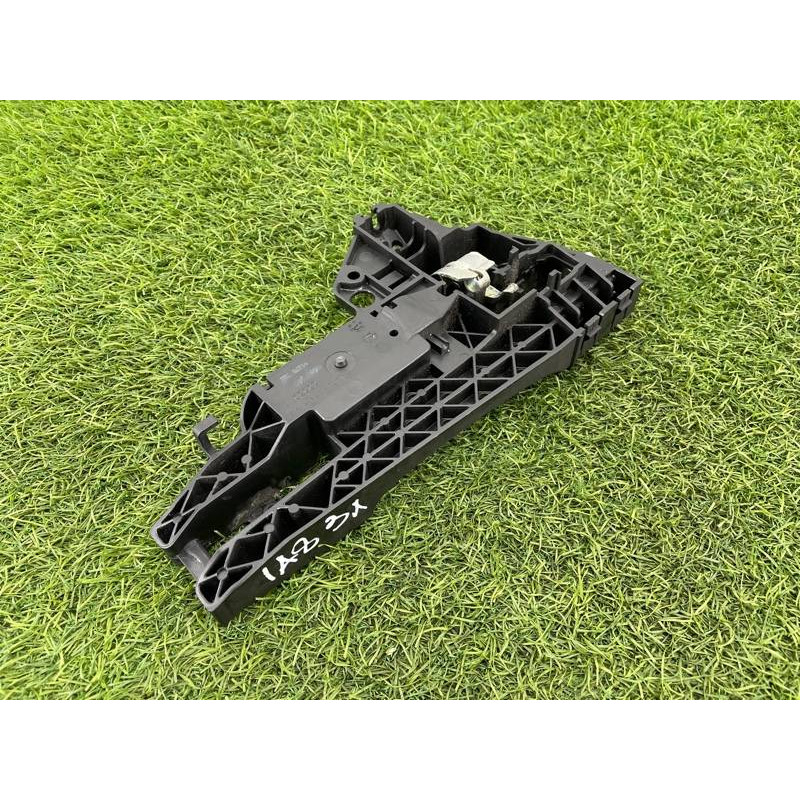 Кронштейн ручки двери (кузов и элементы) AUDI A8 D4 2011 4,2 4H0839885