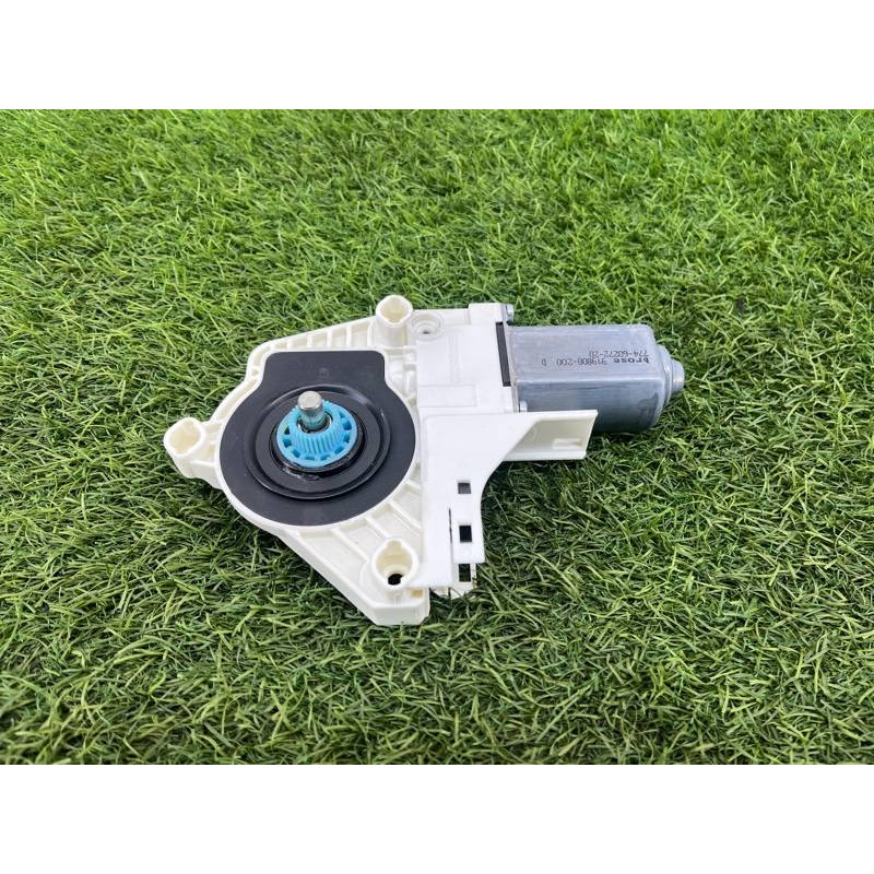 Мотор стеклоподъемника (электрика) Audi Q5 8R 2012 3.2 CALB 8K0959801B